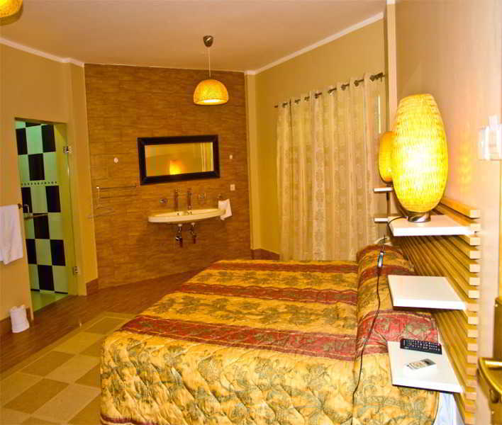 Tropical Enclave Hotel Accra Ngoại thất bức ảnh